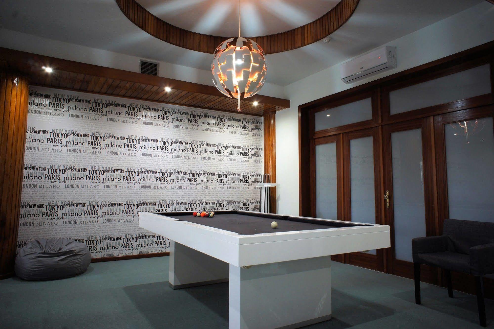 Hotel Contriz โปโว เดอ วาร์ซิม ภายนอก รูปภาพ